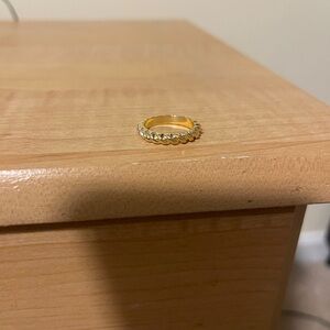 Elegant Gold-Tone Women's Ring